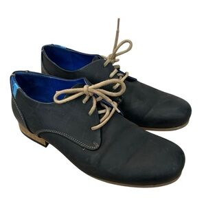 John Fluevog & Iconic CBC Radio Leather Lace Up
Derby Shoe & Black Nubuck Size 8